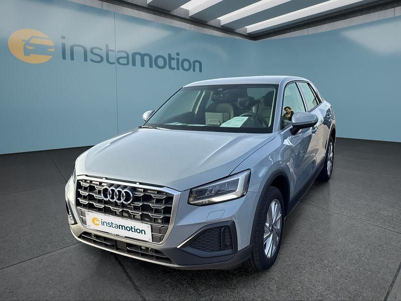 Grau Neu 2025 Audi Q2 SUV | 32.199 € (Superpreis) - Bild 1/4