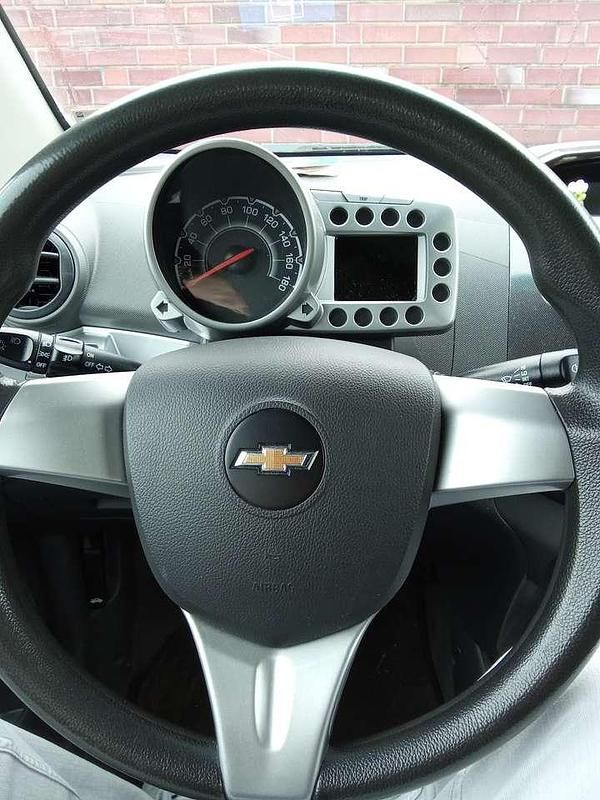 Gebraucht Chevrolet Spark LS 68 PS (50 kW) 2013 Kleinwagen