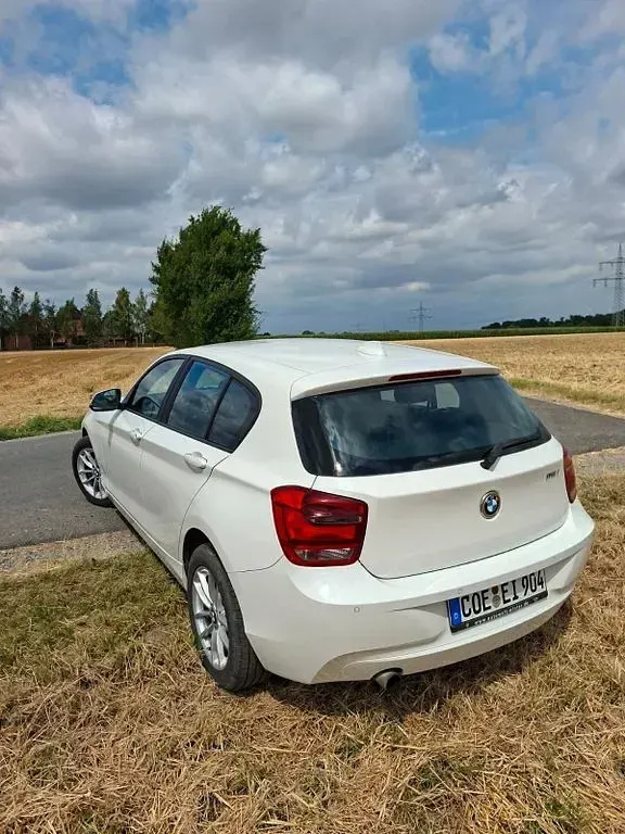 Gebraucht BMW 116 136 PS (100 kW) 2014 Weiß Kleinwagen