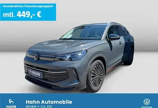 Neu VW Tiguan 150 PS (110 kW) 2026 Grau SUV