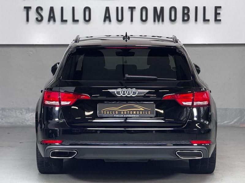 Używany Audi A4 Performance 150 KM (110 kW) 2019 Czarny Sedan/Limuzyna