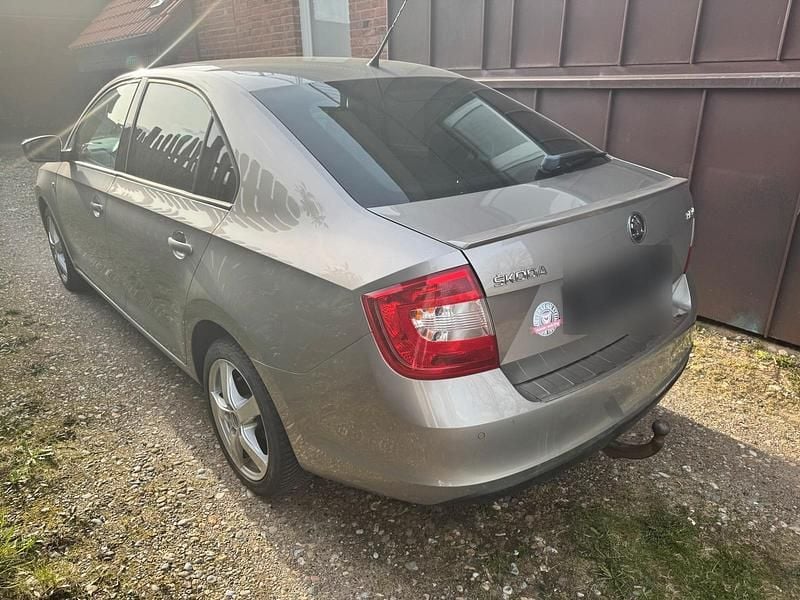 Second-hand Skoda Rapid 122 CP (89 kW) 2013 Argintiu Hatchback