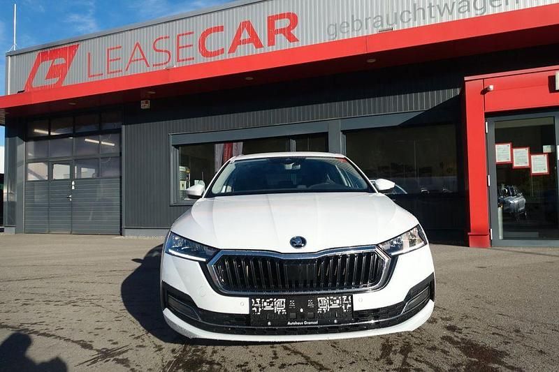 Second-hand Skoda Octavia Style 150 CP (110 kW) 2020 Alb Break