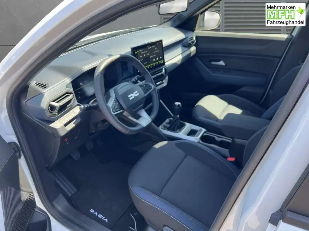 Neu Dacia Bigster Expression 140 PS (102 kW) 2025 Arktisweiß SUV