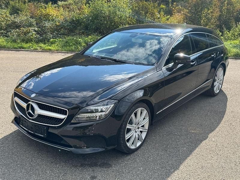 Gebraucht Mercedes CLS250 Shooting Brake 204 PS (150 kW) 2015 Schwarz Kombi