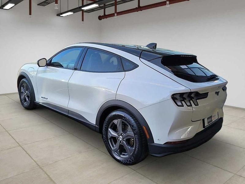 Gebraucht Ford Mustang Mach-E Extended Range 216 kW (294 PS) 2023 Weiß SUV