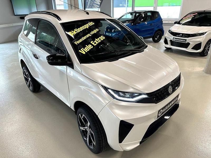 Gebraucht Aixam Crossover Premium Premium 2024 Perlmuttweiß