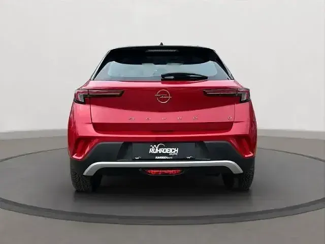Gebraucht Opel Mokka-e Elegance 100 kW (136 PS) 2023 Kosmos rot SUV
