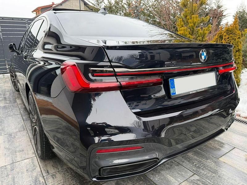 Gebraucht BMW 740L 340 PS (250 kW) 2021 Schwarz Limousine