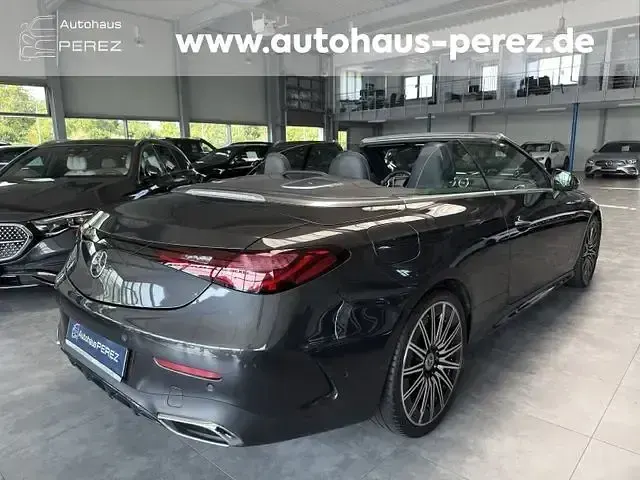 Gebraucht Mercedes CLE220 AMG Line Premium Plus 197 PS (144 kW) 2025 Grau Cabrio