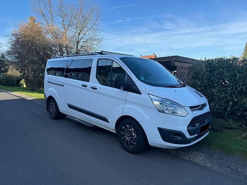 Weiß Gebraucht 2014 Ford Transit Custom Van / Kleinbus | 13.000 € - Bild 1/4