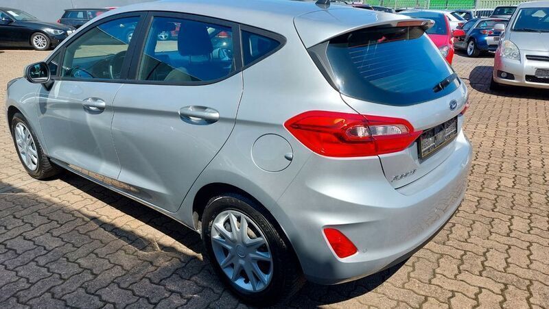 Gebraucht Ford Fiesta Cool & Connect 86 PS (63 kW) 2019 Silber Kleinwagen
