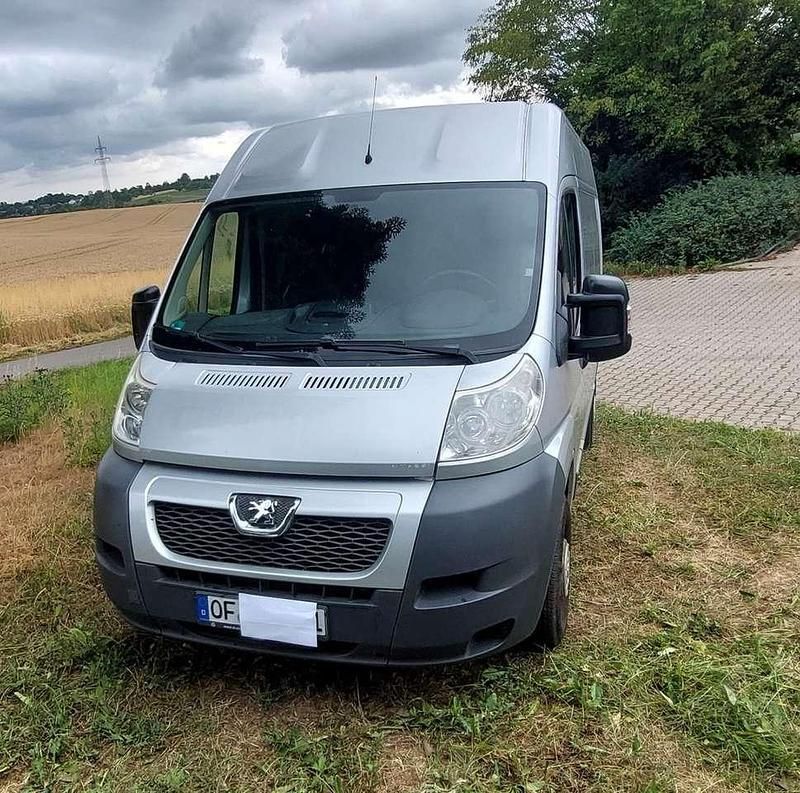Grau Gebraucht 2012 Peugeot Boxer Van | 5.999 € (Fairer Preis) - Bild 1/4