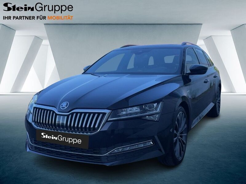 Schwarz Gebraucht 2022 Skoda Superb LAURIN & KLEMENT Kombi | 31.370 € (Fairer Preis) - Bild 1/4