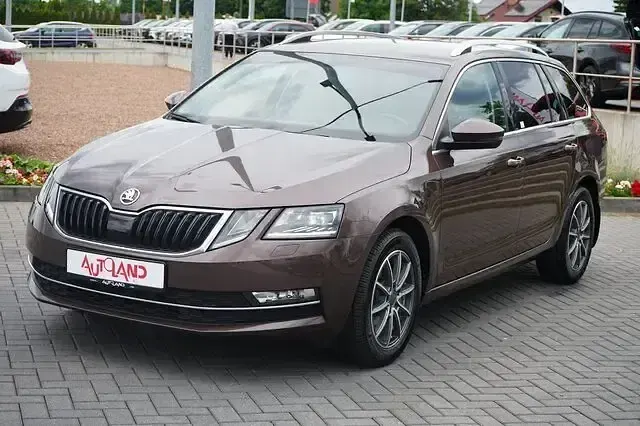Gebraucht Skoda Octavia Style 150 PS (110 kW) 2017 Schwarz Kombi