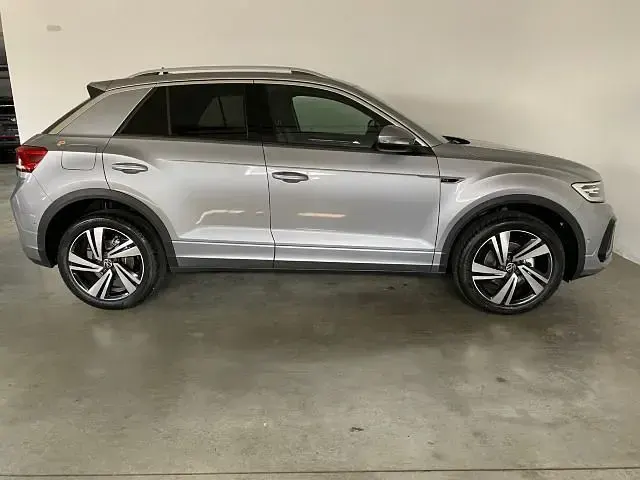 Gebraucht VW T-Roc R-line 150 PS (110 kW) 2025 Silber SUV