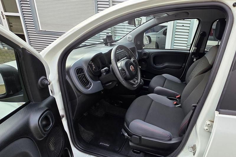 Gebraucht Fiat Panda Connect 69 PS (50 kW) 2018 Weiß Kleinwagen