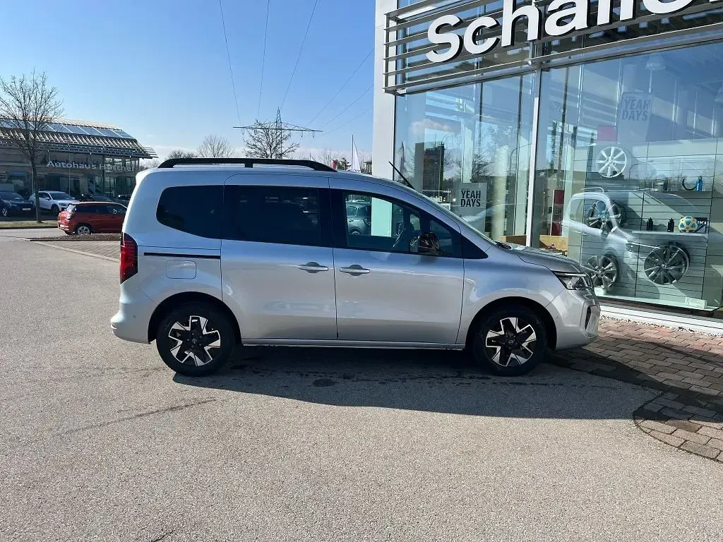 Neu Nissan Townstar 131 PS (96 kW) 2026 Silber Kombi
