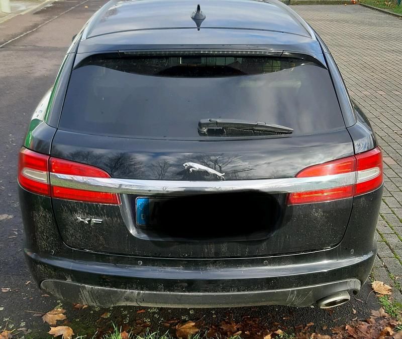 Gebraucht Jaguar XF Sportbrake 200 PS (147 kW) 2014 Schwarz Kombi