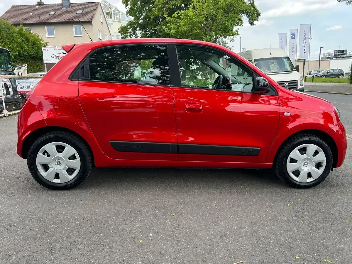 Gebraucht Renault Twingo Zen 65 PS (47 kW) 2023 Rot Kleinwagen