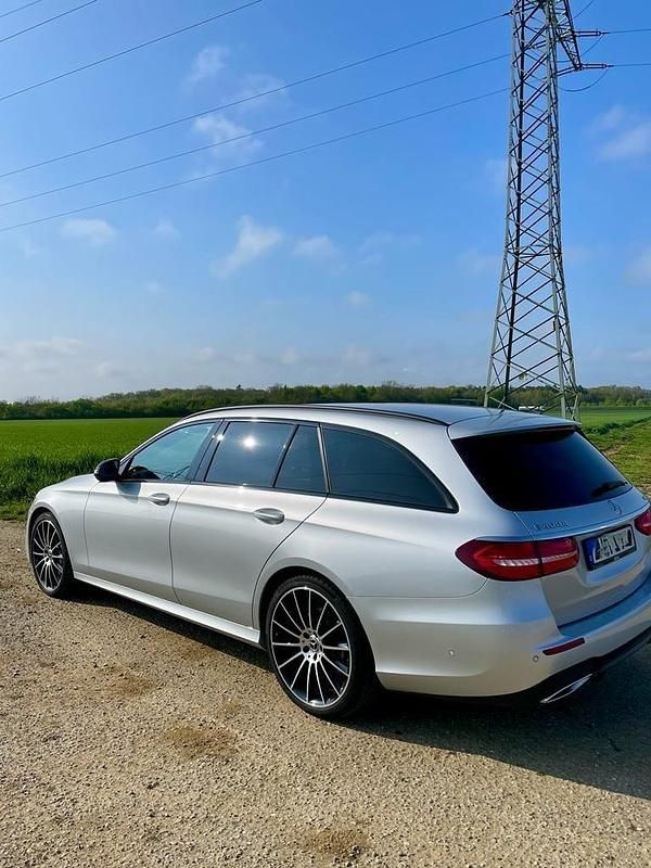 Silber Gebraucht 2019 Mercedes E400 Kombi | 35.499 € (Fairer Preis) - Bild 1/4
