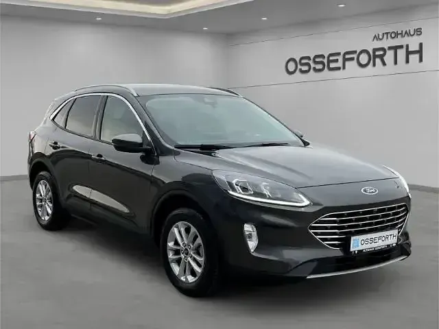 Usata Ford Kuga Titanium X 225 CV (165 kW) 2023 Grigio SUV