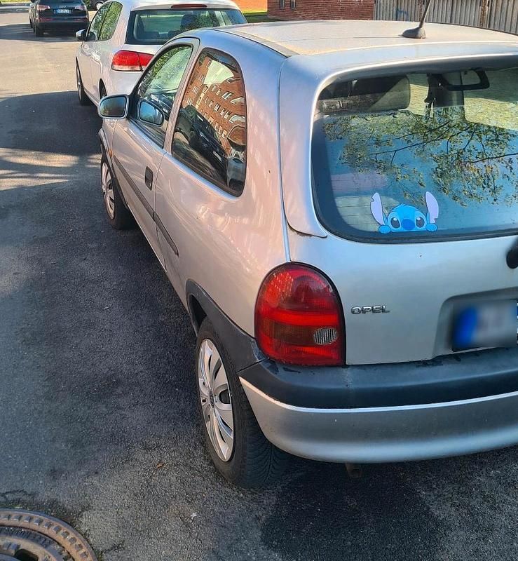 Gebraucht Opel Corsa 65 PS (47 kW) 1999 Silber Kleinwagen