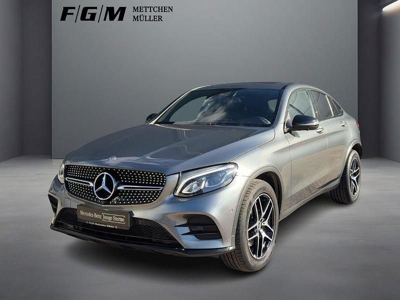 Gebraucht Mercedes GLC250 AMG line 211 PS (155 kW) 2019 Metalliclack selenitgrau Coupé