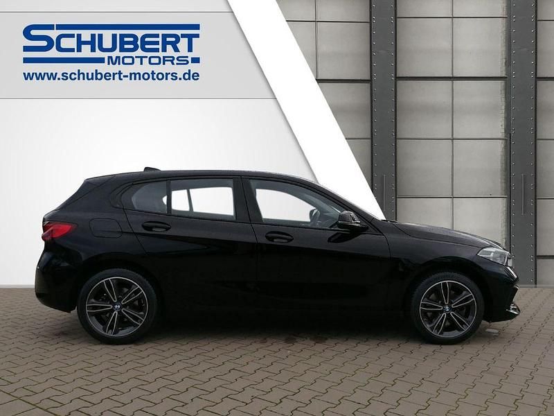 Gebraucht BMW 118 Sport Line 136 PS (100 kW) 2021 Schwarz Kleinwagen