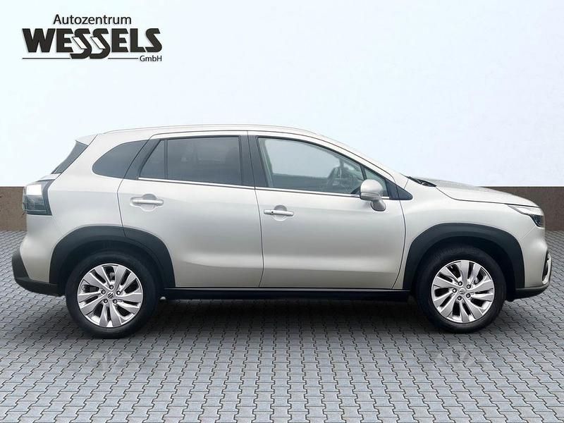 Gebraucht Suzuki SX4 Comfort 129 PS (94 kW) 2024 Silber SUV