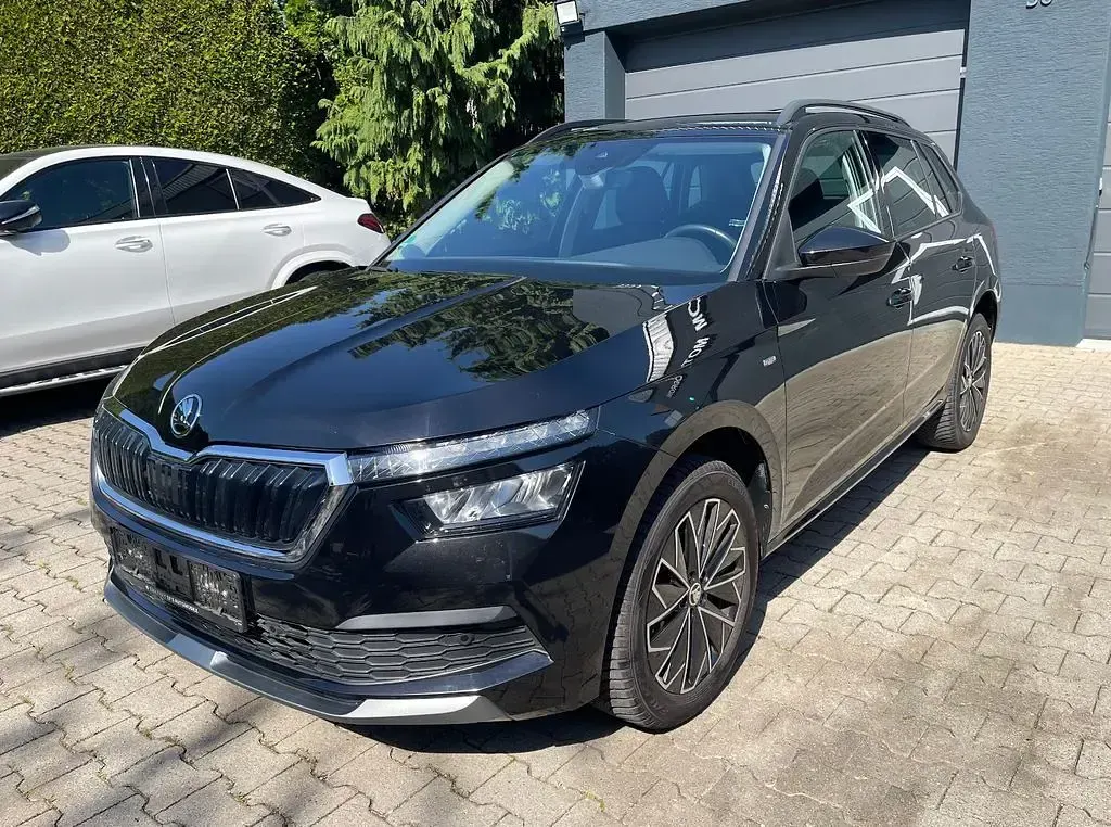 Gebraucht Skoda Kamiq Sport 110 PS (80 kW) 2021 Cerna magic/black magic SUV