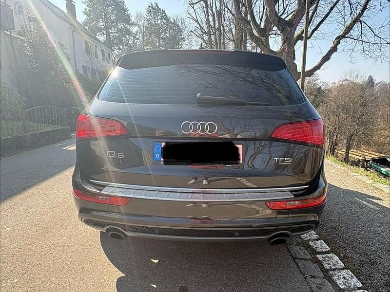 Gebraucht Audi Q5 S-Line 179 PS (131 kW) 2014 Grau SUV