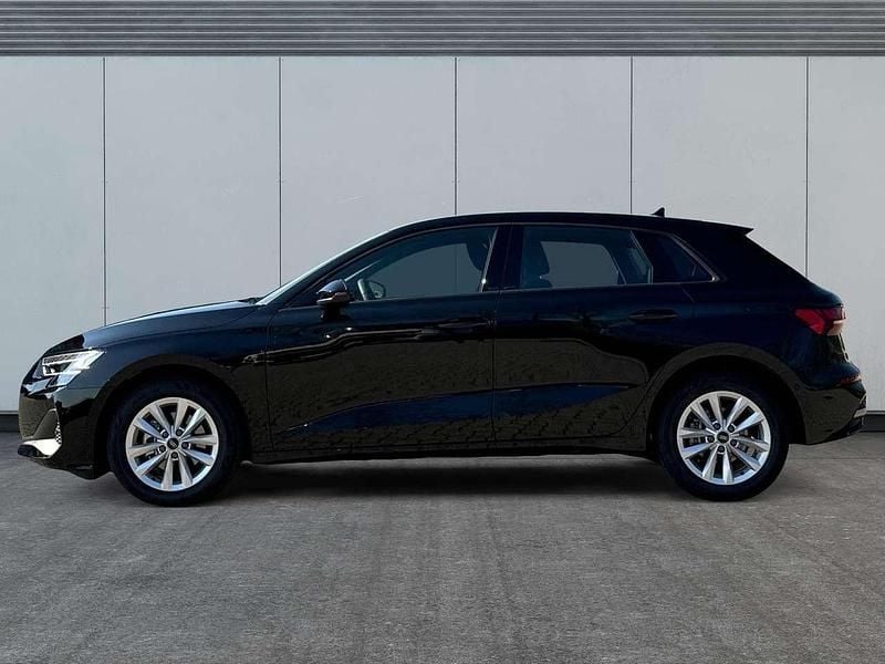 Neu Audi A3 Basis 150 PS (110 kW) 2026 Schwarz Limousine