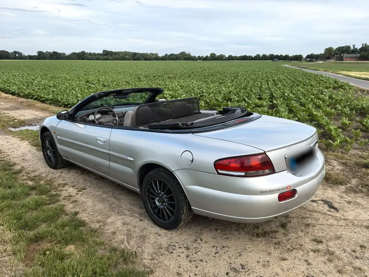 Gebraucht Chrysler Sebring Cabriolet 202 PS (148 kW) 2001 Silber Cabrio