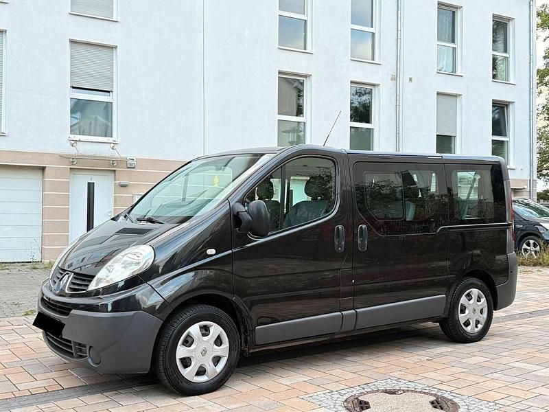Schwarz Gebraucht 2009 Renault Trafic Van | 6.999 € (Fairer Preis) - Bild 1/4