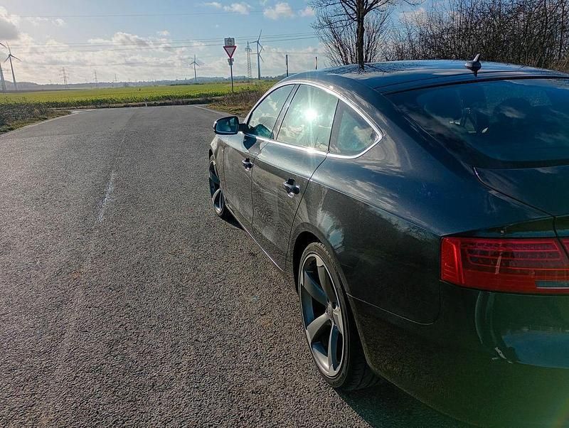 Gebraucht Audi A5 Sportback Ambiente 170 PS (125 kW) 2013 Schwarz Kleinwagen