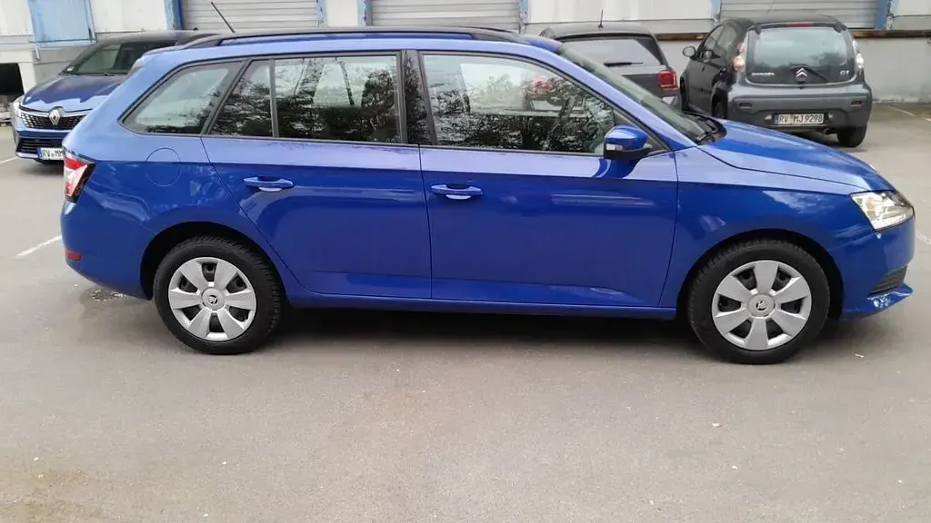 Gebraucht Skoda Fabia Active 60 PS (44 kW) 2022 Blau Kleinwagen