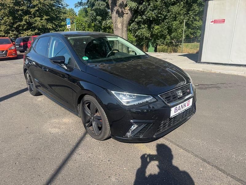 Schwarz Gebraucht 2018 Seat Ibiza FR Limousine | 12.300 € (Fairer Preis) - Bild 1/4
