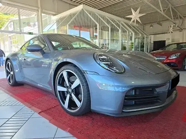 Gebraucht Porsche 911 Carrera 394 PS (289 kW) 2024 Grau Coupé