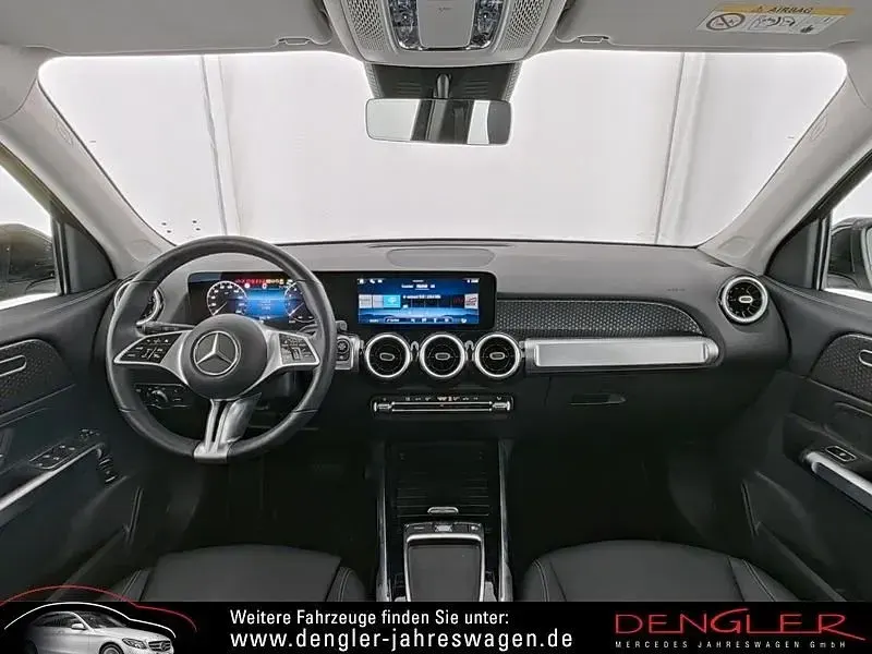 Gebraucht Mercedes GLB180 Advanced 136 PS (100 kW) 2025 Schwarz SUV