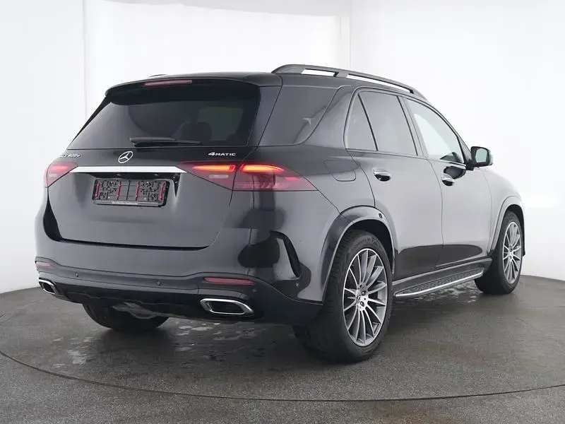 Gebraucht Mercedes GLE400 AMG 252 PS (185 kW) 2025 Schwarz SUV
