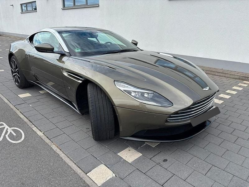Grün Gebraucht 2017 Aston Martin DB11 Coupé | 110.000 € (Guter Preis) - Bild 1/4