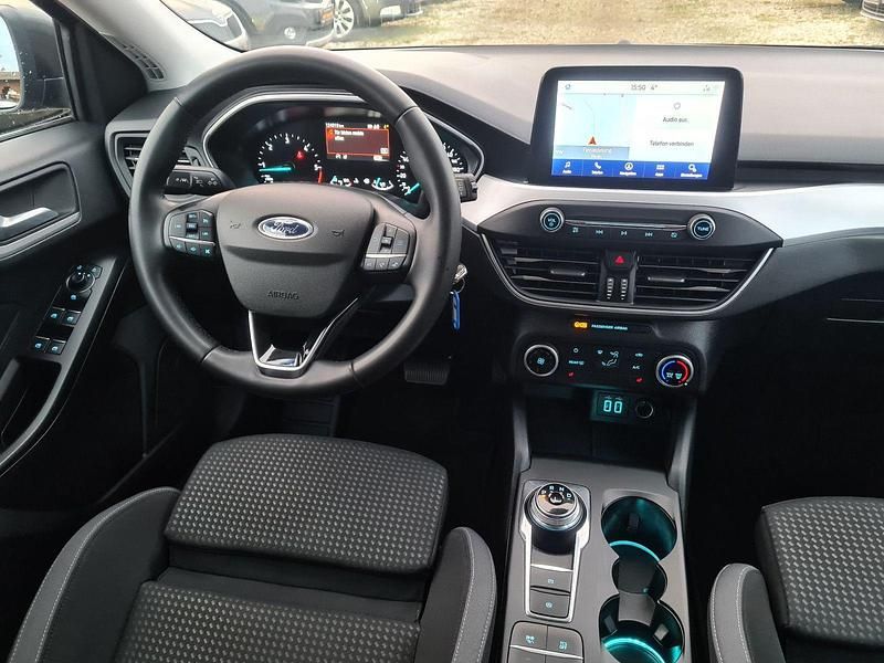 Gebraucht Ford Focus 120 PS (88 kW) 2021 Grau Kombi