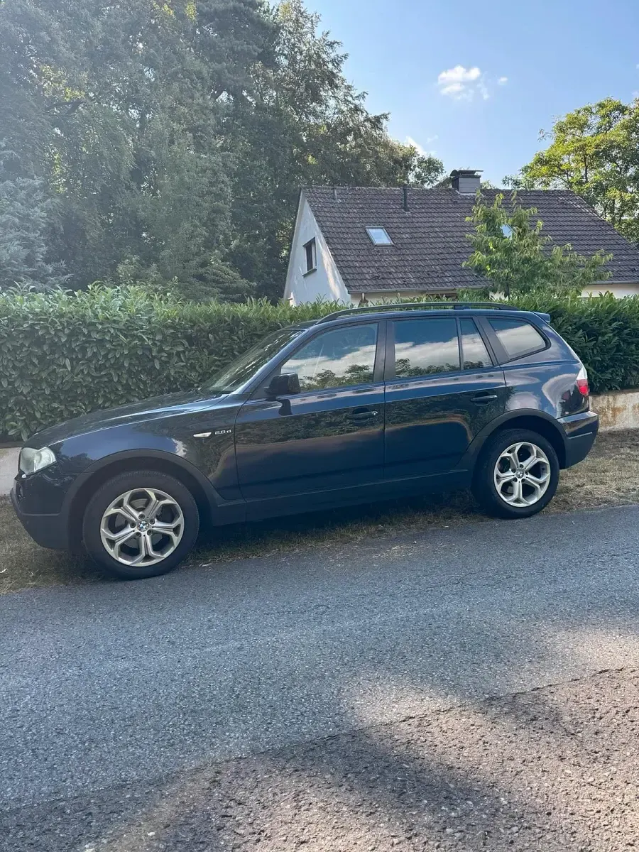 Gebraucht BMW X3 150 PS (110 kW) 2007 Blau SUV