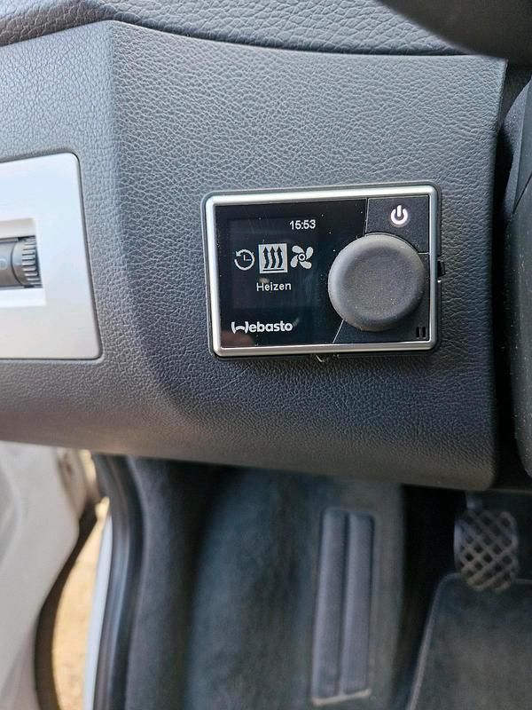 Gebraucht VW Multivan Edition 140 PS (102 kW) 2012 Weiß Van / Kleinbus