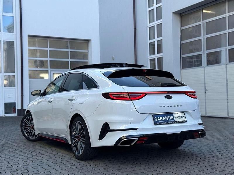 Gebraucht Kia ProCeed GT GT 204 PS (150 kW) 2019 Weiß Kleinwagen