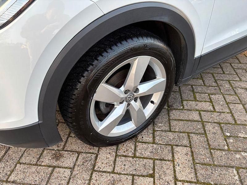 Gebraucht VW T-Cross Style 116 PS (85 kW) 2020 Weiß SUV