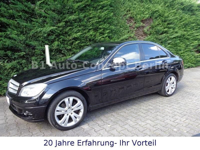 Schwarz Gebraucht 2007 Mercedes C180 Limousine | 5.970 € (Superpreis) - Bild 1/4