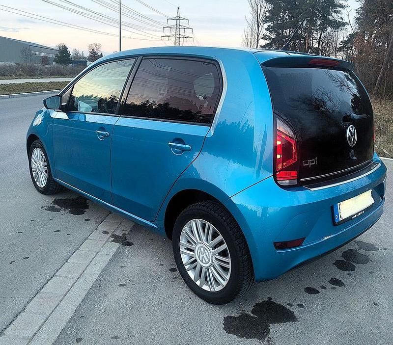Gebraucht VW up! Highline 60 PS (44 kW) 2017 Blau Kleinwagen