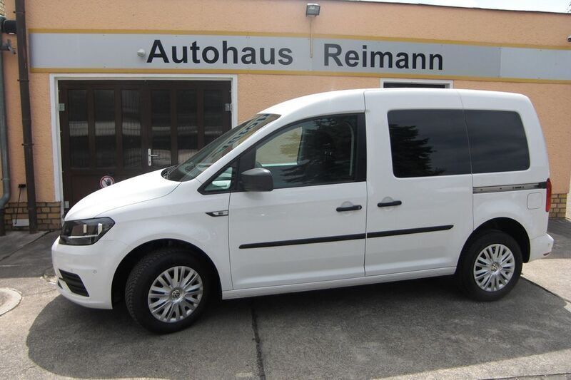 Candyweiß Gebraucht 2020 VW Caddy Conceptline Van / Kleinbus | 21.900 € (Etwas zu teuer) - Bild 1/4